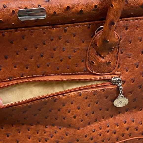 NWT London Fashion Tan Faux Ostrich Tote – Lock & Key, Multiple Pockets - Picture 4 of 13